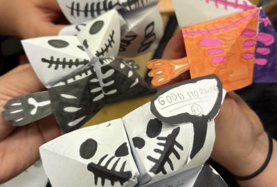 Kostíci Halloween 10/24