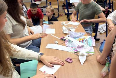 Soutěže a skládání za podpory studentek na praxi 06/25