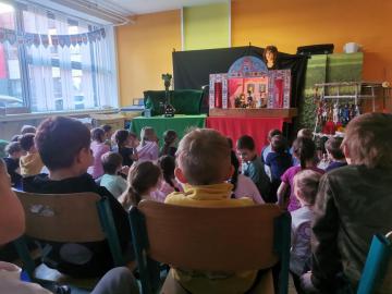 Loutkohraní pro první třídy