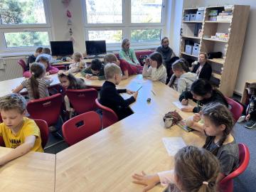 Čtecí maraton v nové knihovně: Od Vennových diagramů až po návštěvu princezny