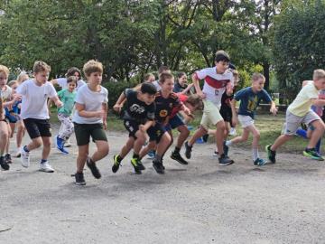 Mini Cross Cup Milíčov 2026 potřetí rozhýbal celý první stupeň