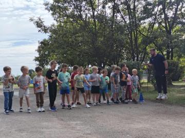 Mini Cross Cup Milíčov 2026 potřetí rozhýbal celý první stupeň