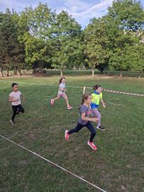 Mini Cross Cup Milíčov 2026 potřetí rozhýbal celý první stupeň