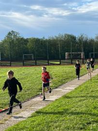 Mini Cross Cup Milíčov 2026 potřetí rozhýbal celý první stupeň